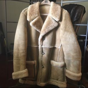 Vintage 80’s Shearling/sheep Skin Coat. Sz: Large